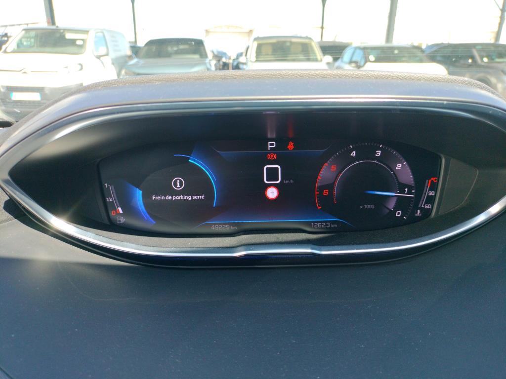 Peugeot 3008 BlueHDi 130ch S&S EAT8 Active Pack 2022