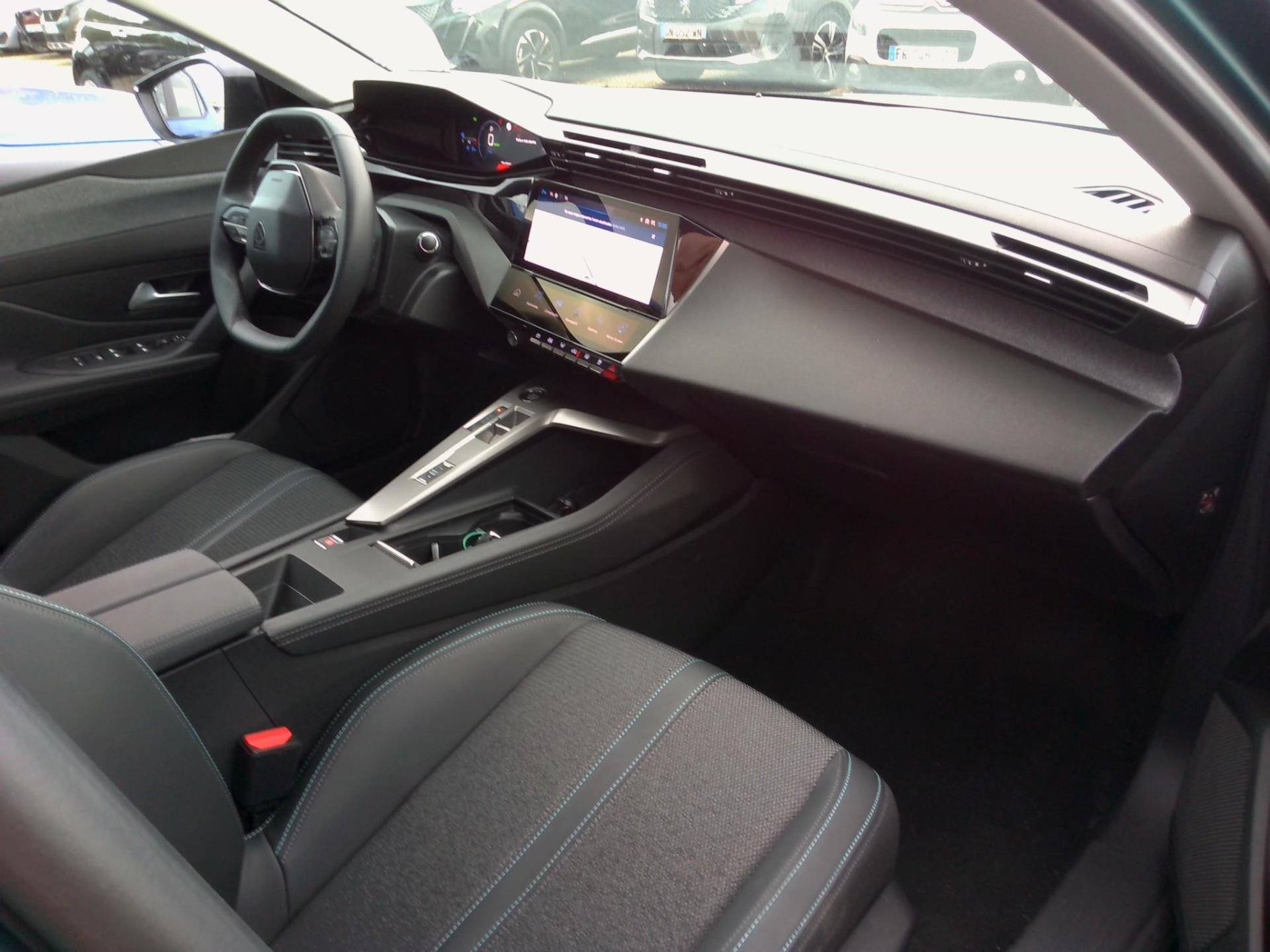 Peugeot 308 SW PHEV 180 e-EAT8 Allure 2024
