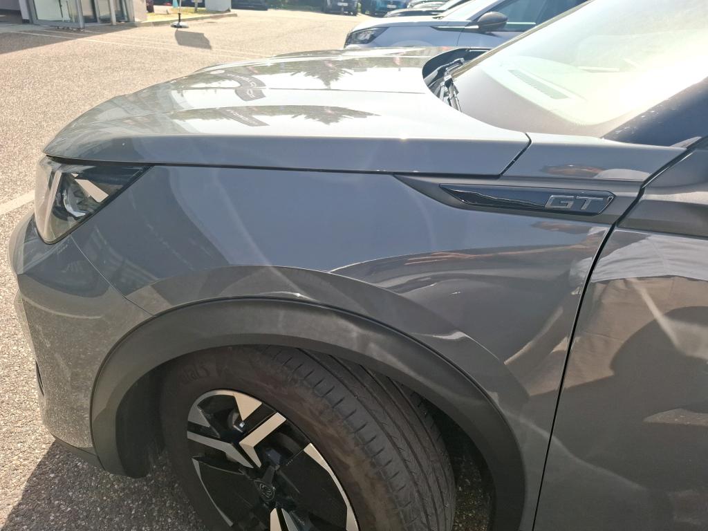 Peugeot 2008 Hybrid 145 ch e-DCS6 GT 2025