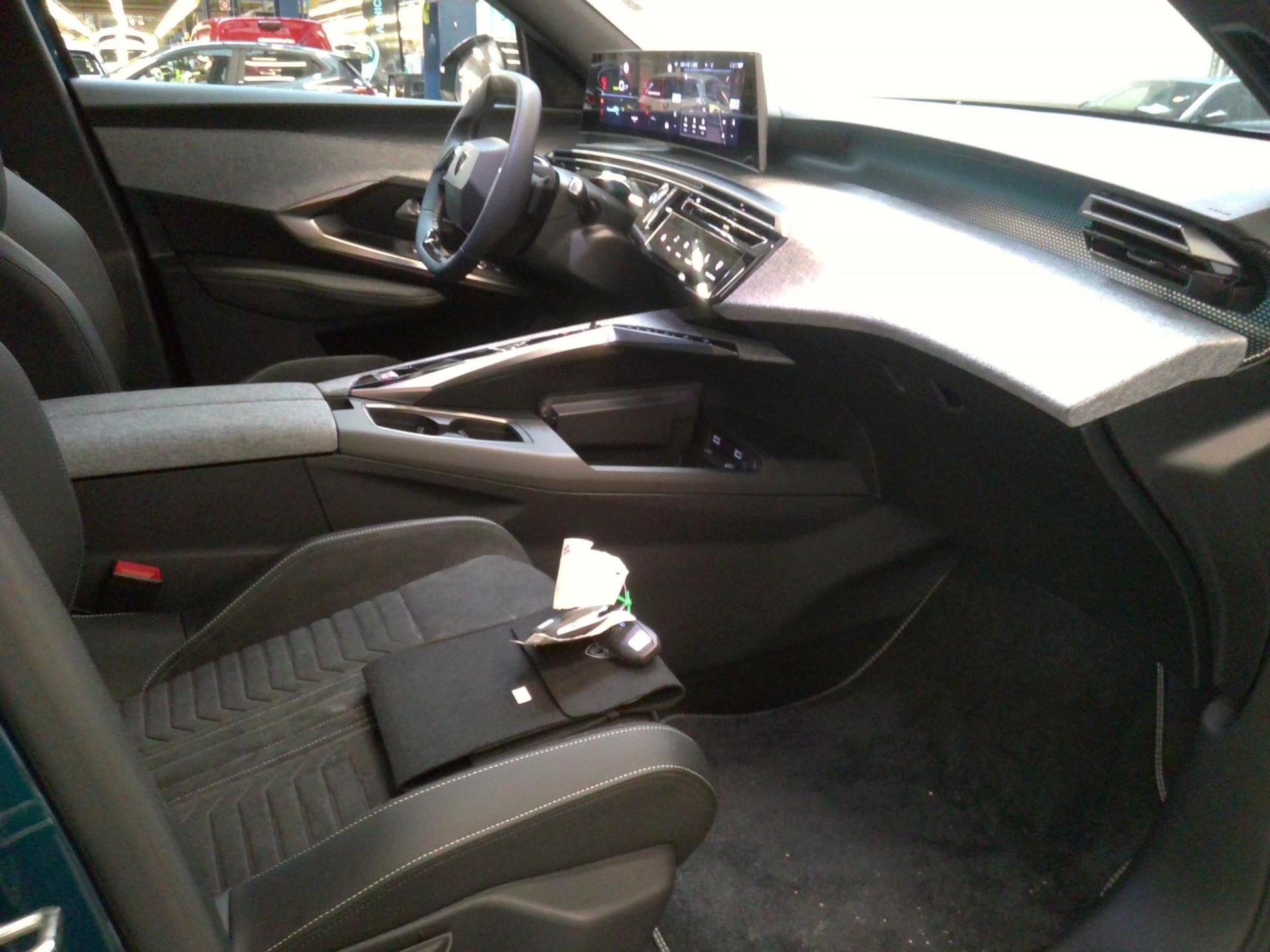Peugeot 3008 Electrique 73 kWh 210 ch GT 2024