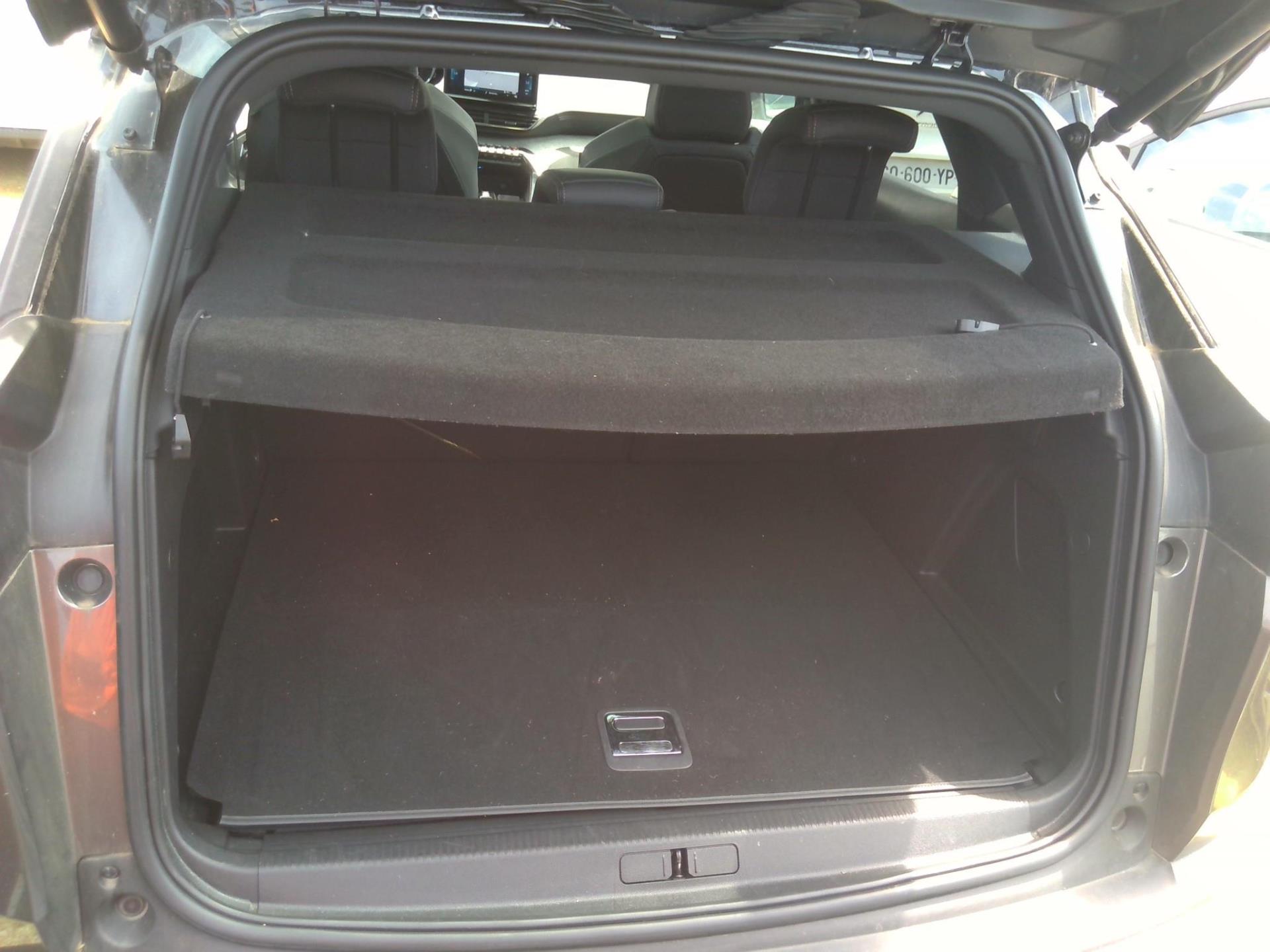 Peugeot 3008 Hybrid4 300 e-EAT8 GT 2023