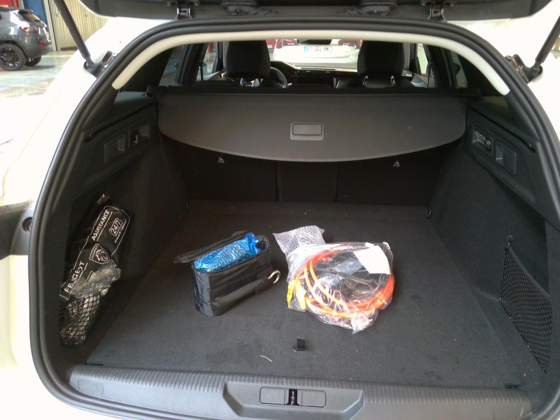 Peugeot 308 SW PHEV 180 e-EAT8 Allure 2024