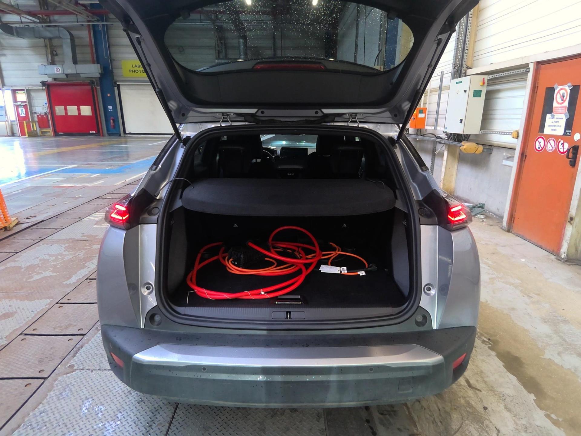 Peugeot 2008 Electrique 54 kWh 156 ch GT 2025