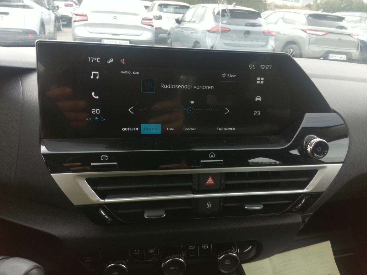 Foto Citroën C4 X 8