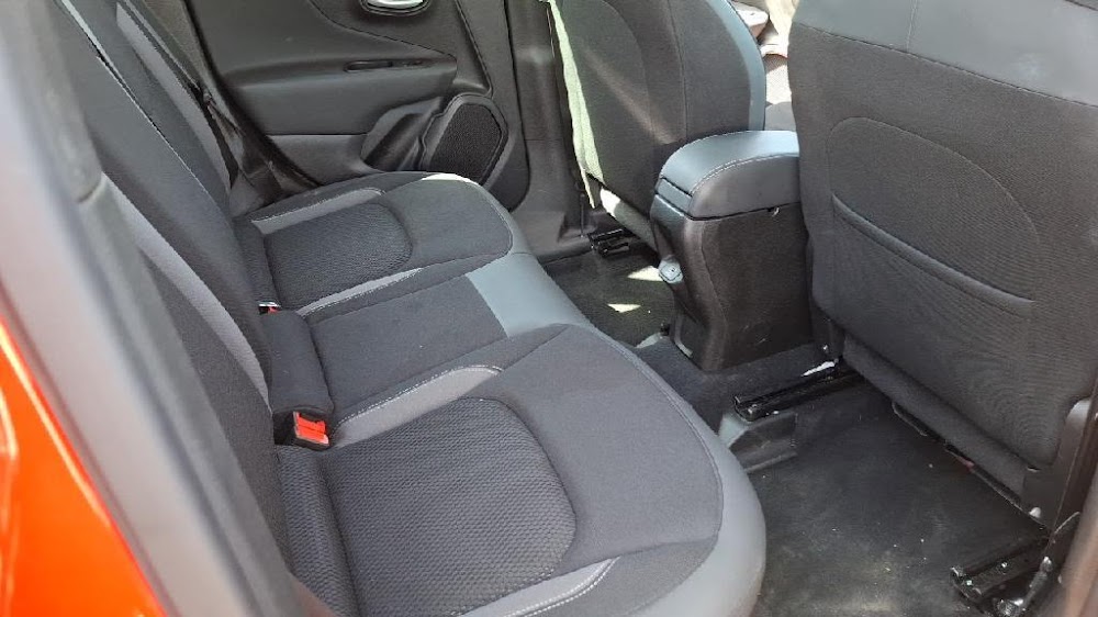 Foto Jeep Renegade 16