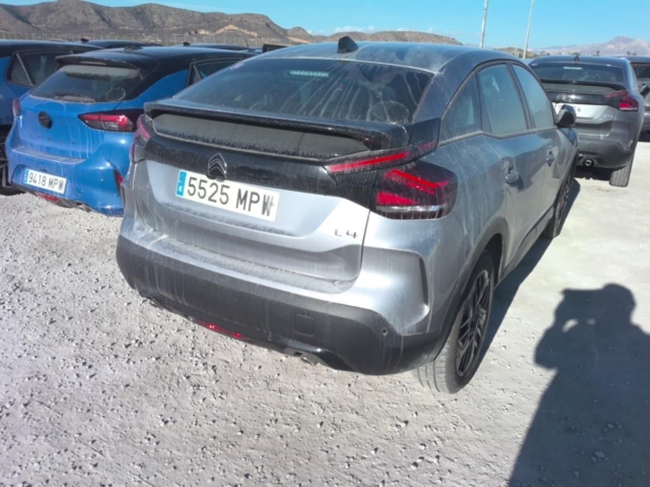 Foto Citroën C4 X 6