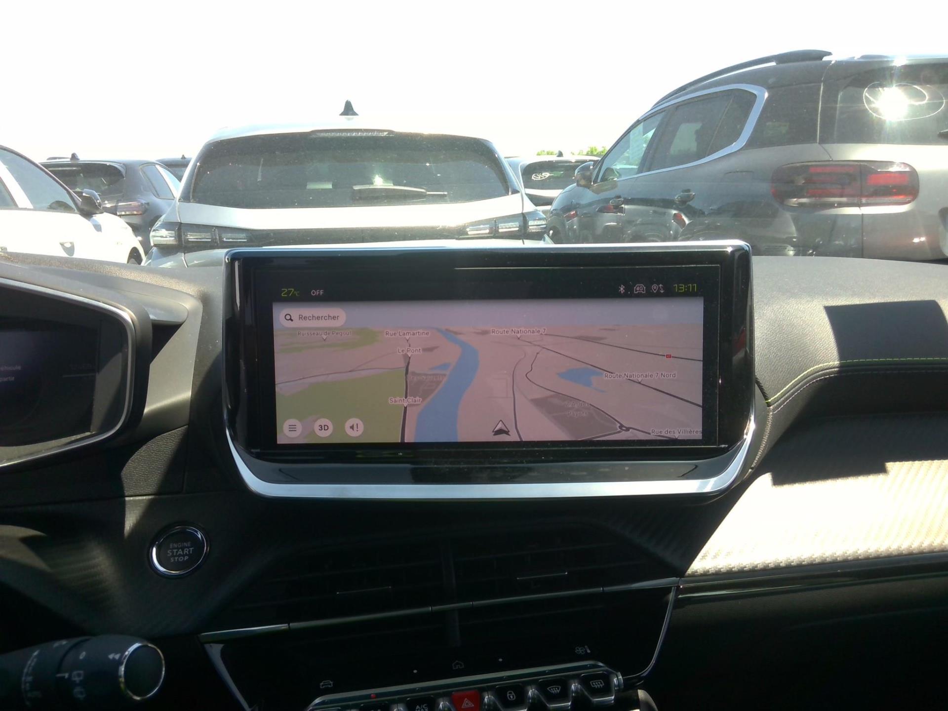 Peugeot 208 Hybrid 136 e-DCS6 GT 2024