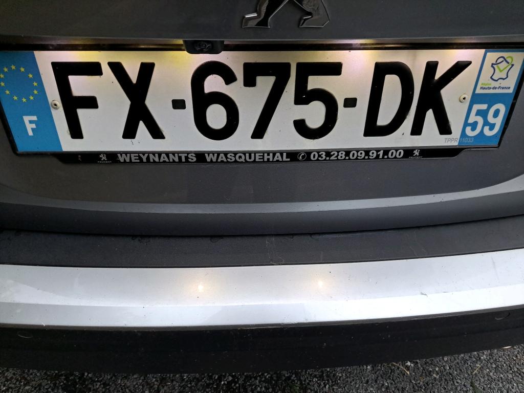Peugeot 2008 BlueHDi 130 S&S EAT8 Allure Business 2021