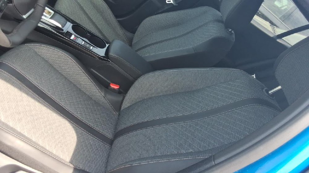 Foto Peugeot 2008 9