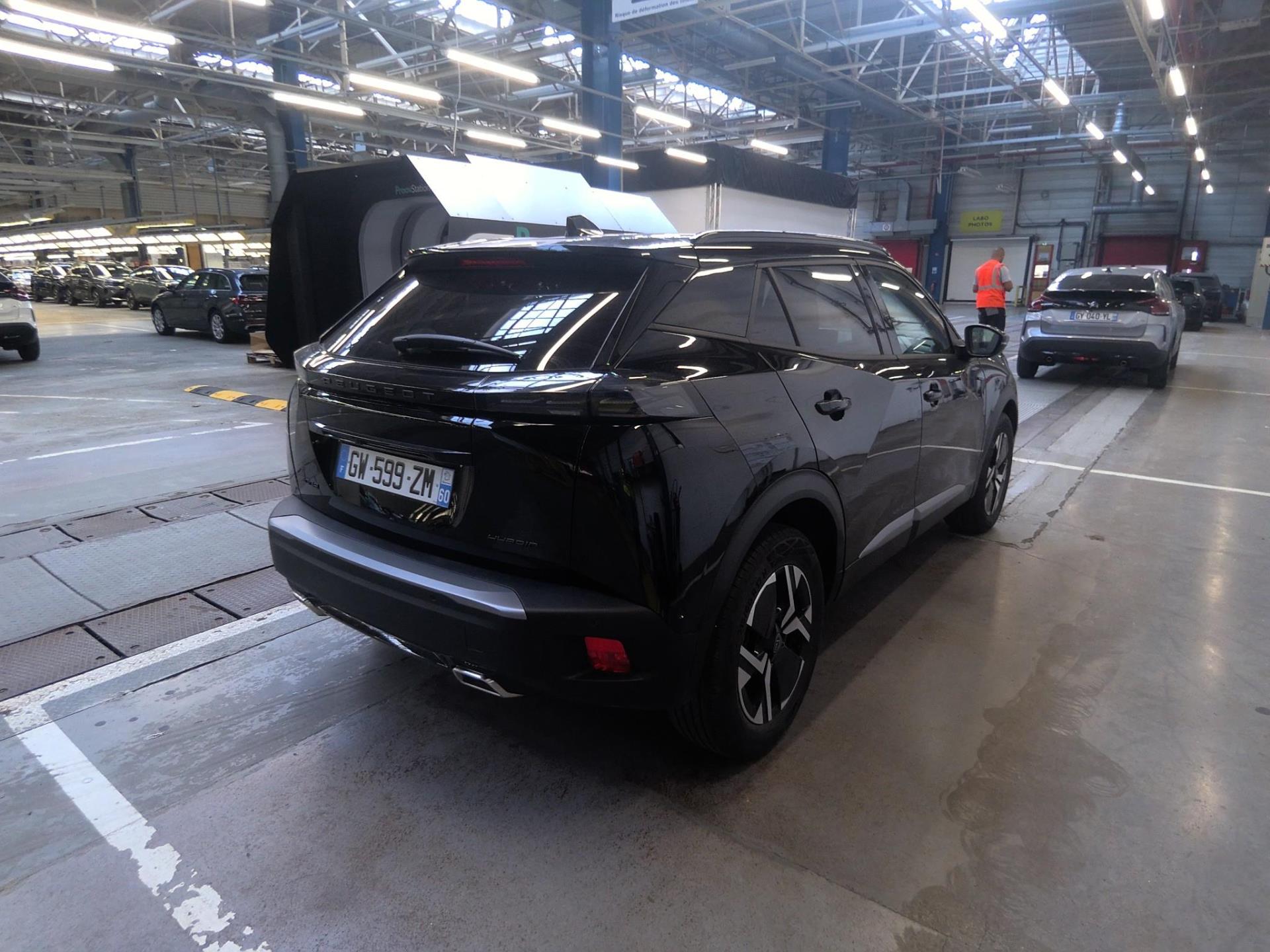 Peugeot 2008 Hybrid 136 e-DCS6 Allure 2024