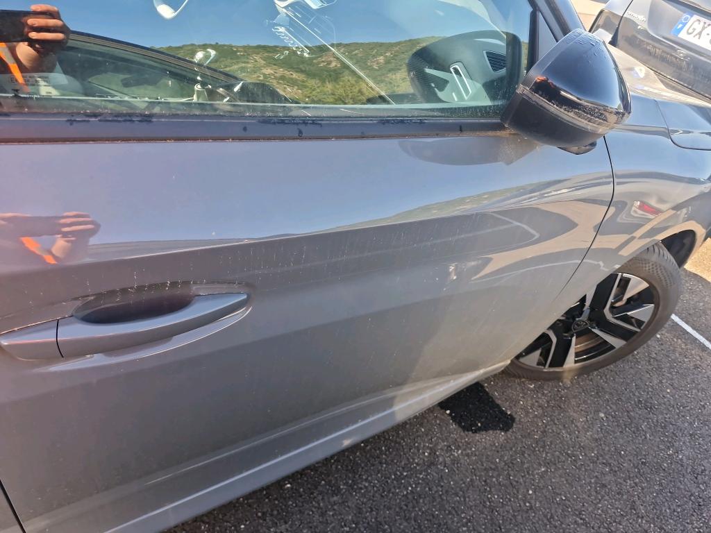 Peugeot 208 PureTech 100 S&S BVM6 Allure 2024