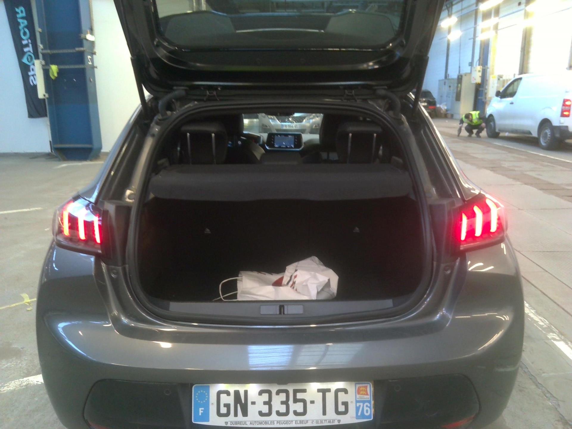 Peugeot 208 PureTech 130 S&S EAT8 GT 2023