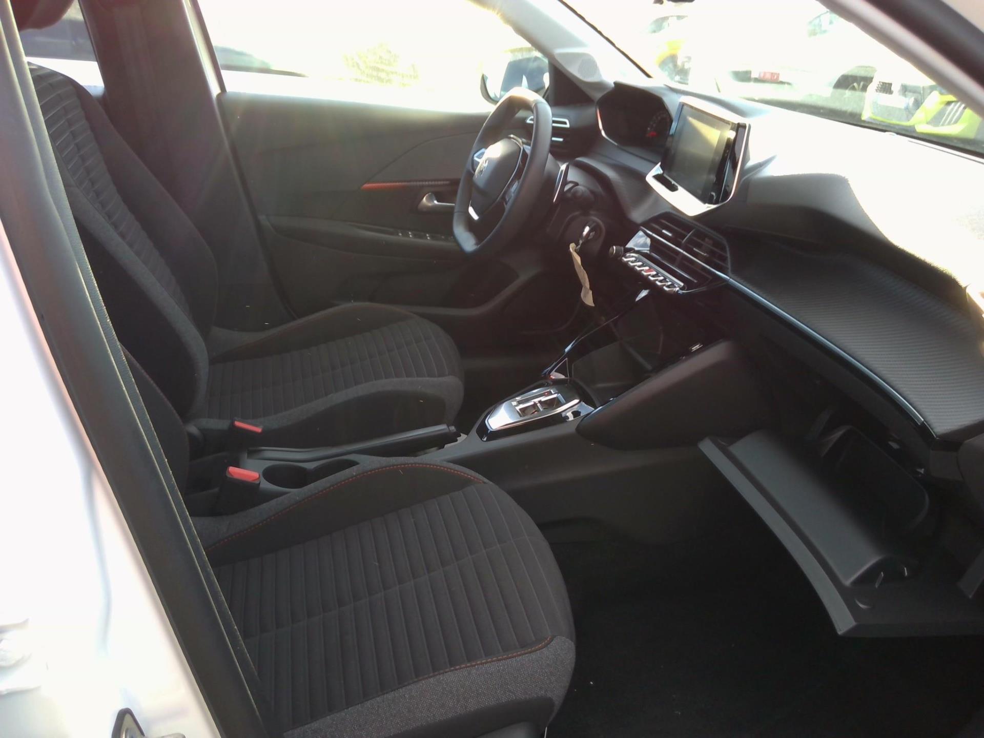 Peugeot 208 PureTech 100 S&S EAT8 Active Pack 2023