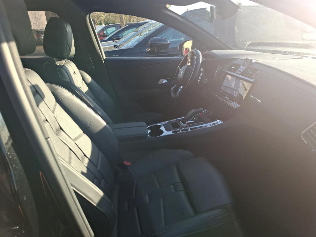 DS DS7 Crossback Hybride E-Tense 300 EAT8 4x4 Louvre 2021