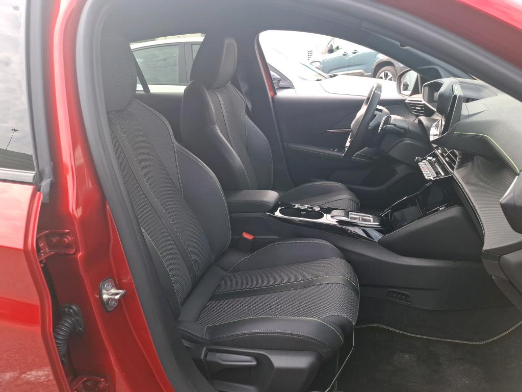Peugeot 208 Hybrid 145 ch e-DCS6 GT 2025