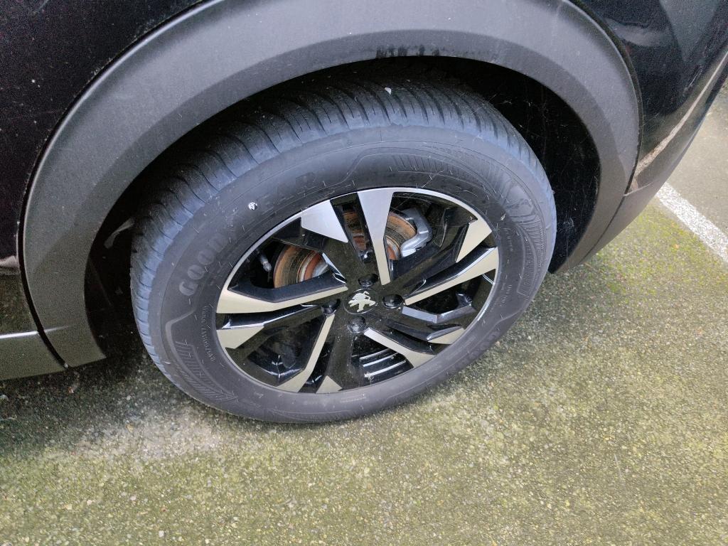 Peugeot 2008 Electrique 136 ch GT 2023