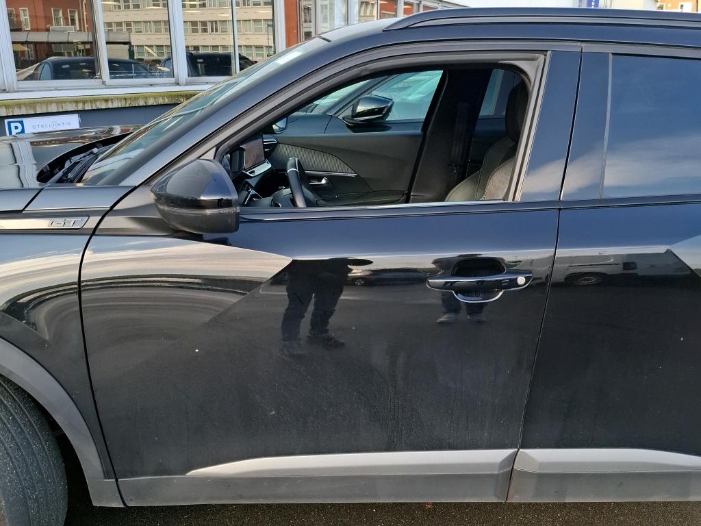 Peugeot 2008 PureTech 130 S&S EAT8 GT 2024