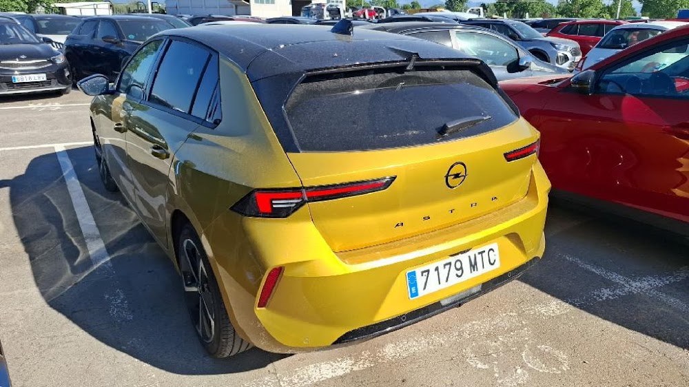 Foto Opel Astra 9