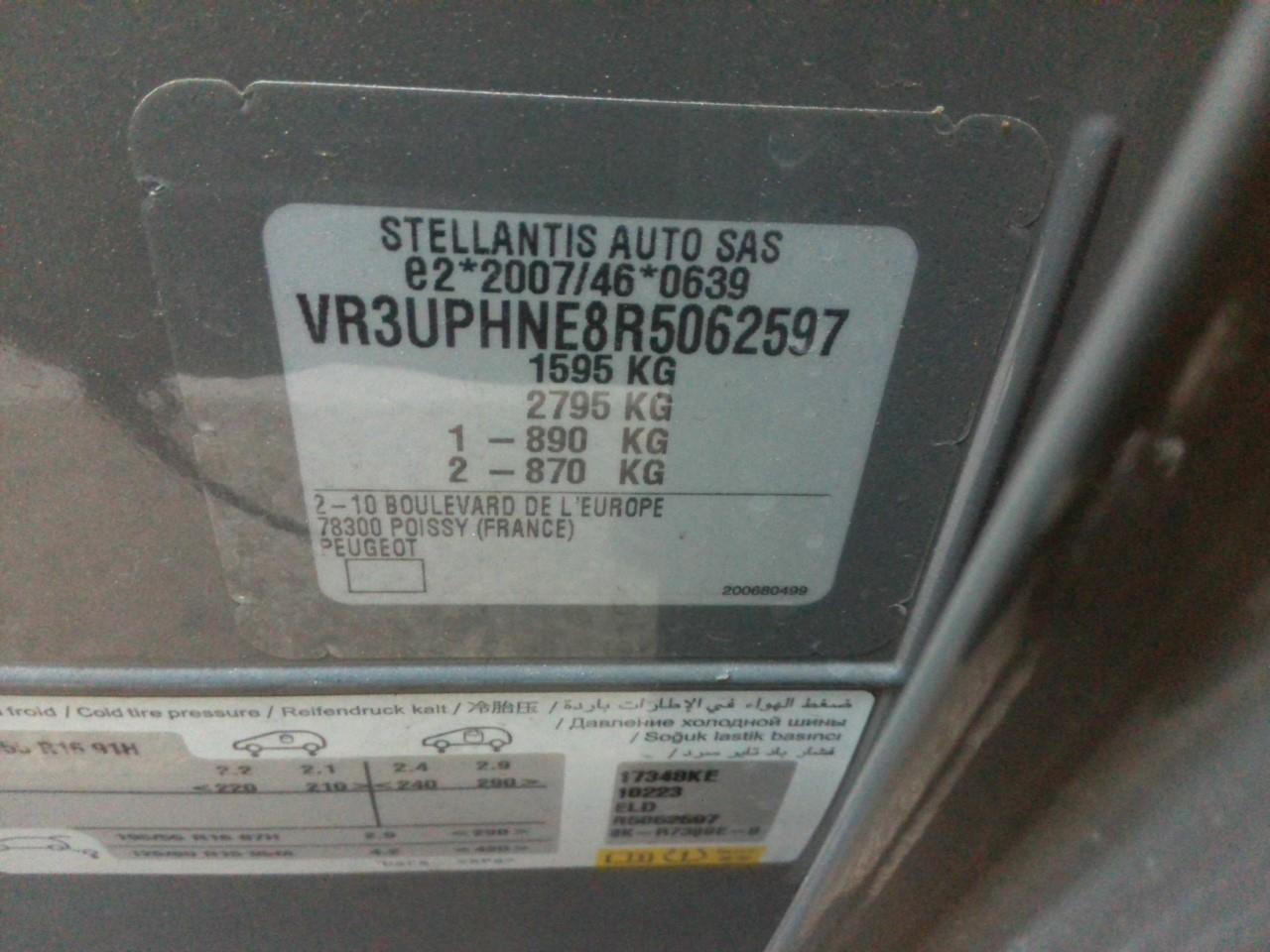 Foto Peugeot 208 10