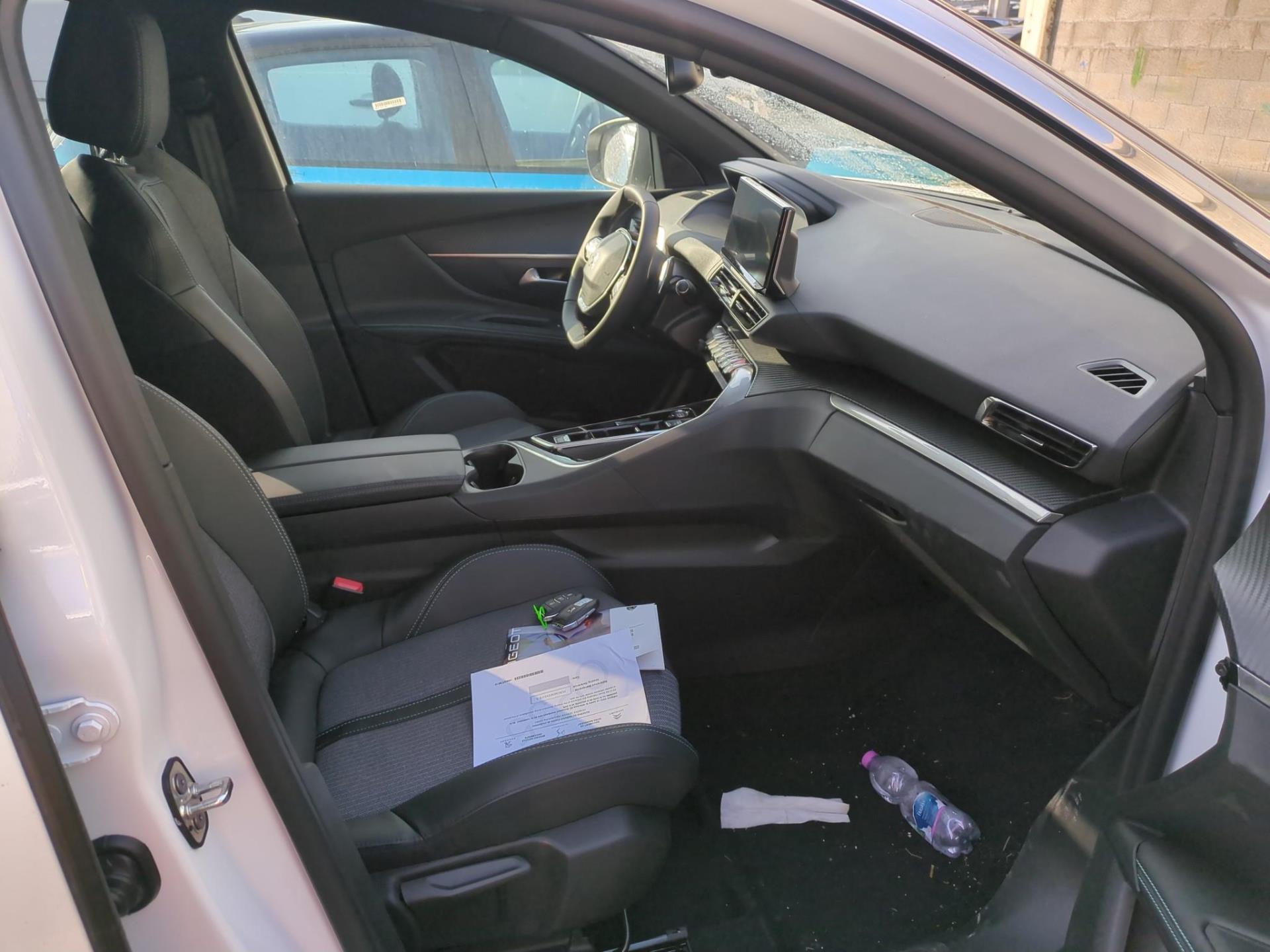 Peugeot 5008 BlueHDi 130ch S&S EAT8 Allure Pack 2024