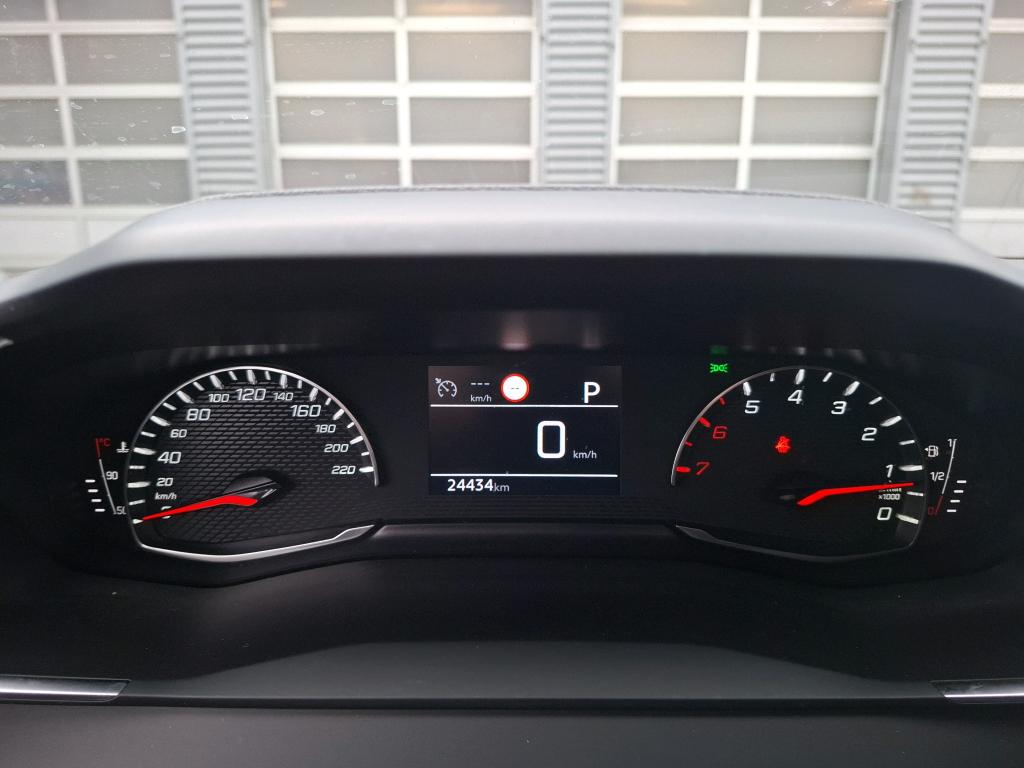 Peugeot 208 PureTech 100 S&S EAT8 Allure 2022