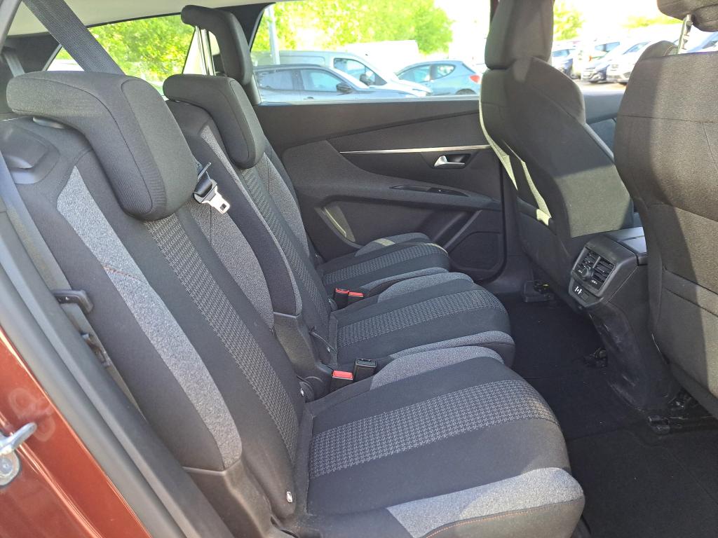 Peugeot 5008 BlueHDi 130ch S&S EAT8 Active Business 2021