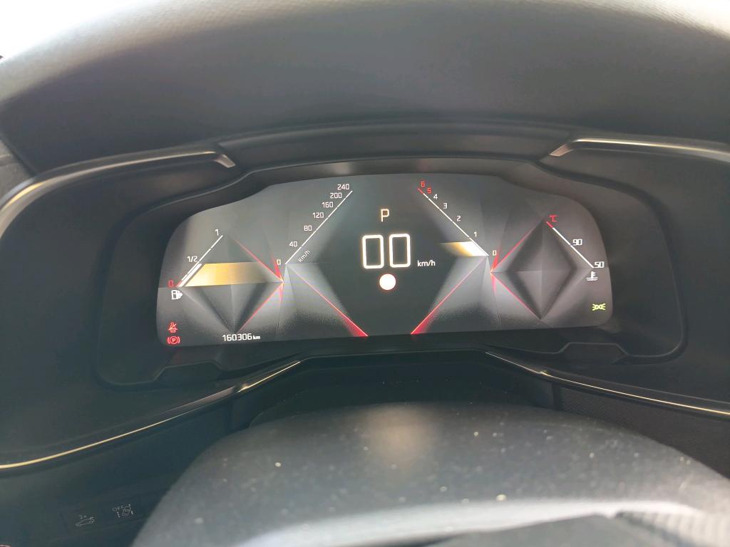 DS DS7 Crossback BlueHDi 180 EAT8 Performance Line+ 2019