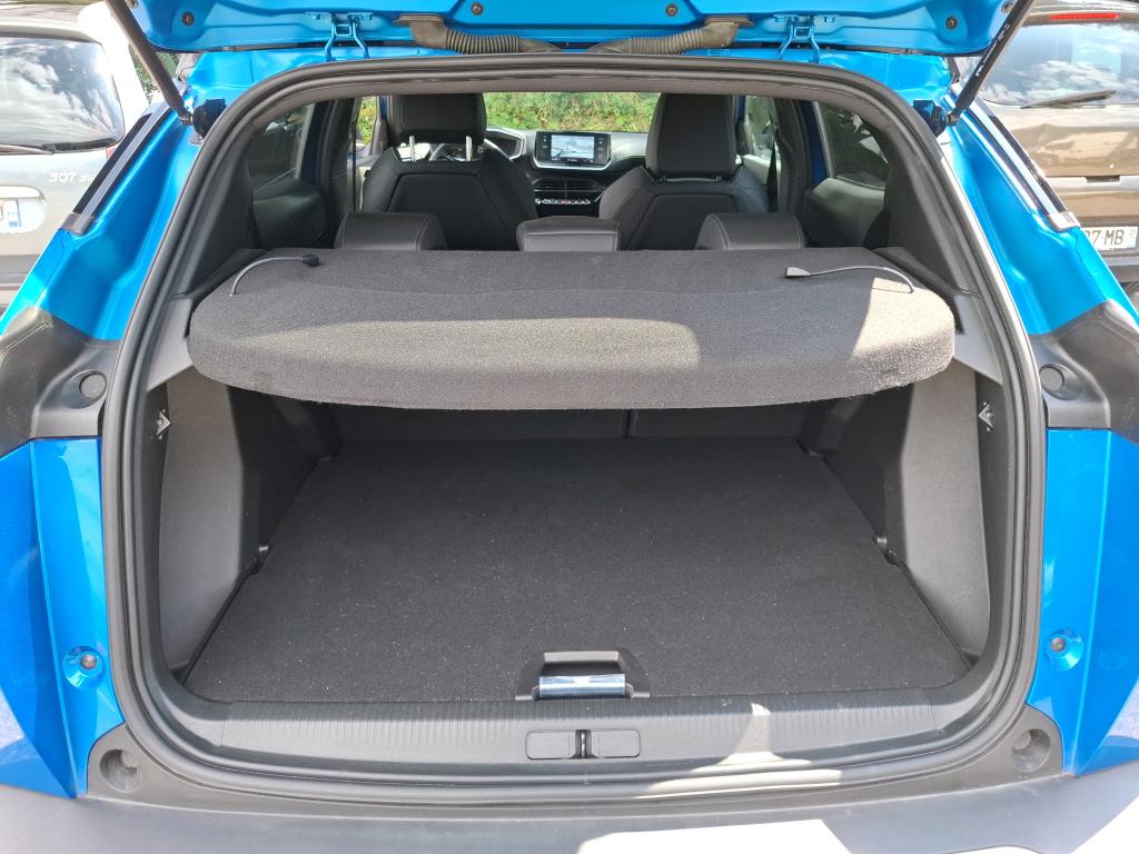 Peugeot 2008 BlueHDi 130 S&S EAT8 GT 2022