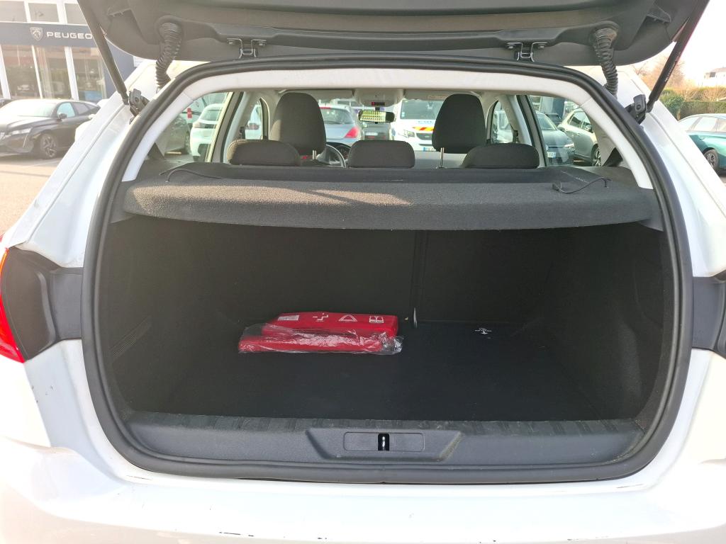 Peugeot 308 1.6 BlueHDi 100ch S&S BVM5 Access 2018