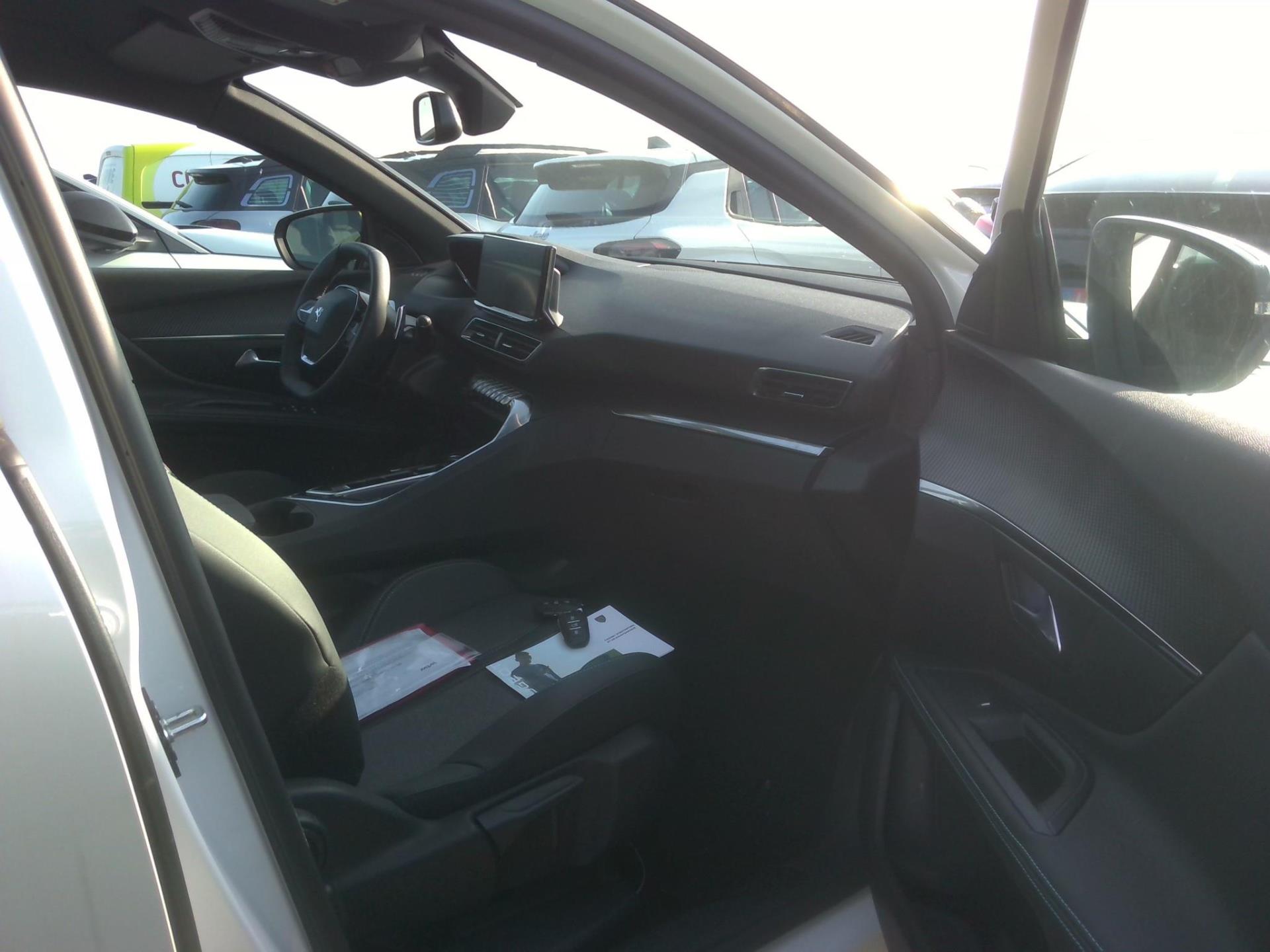 Peugeot 5008 BlueHDi 130ch S&S EAT8 Allure Pack 2024