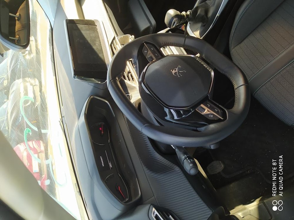 Foto Peugeot 2008 4