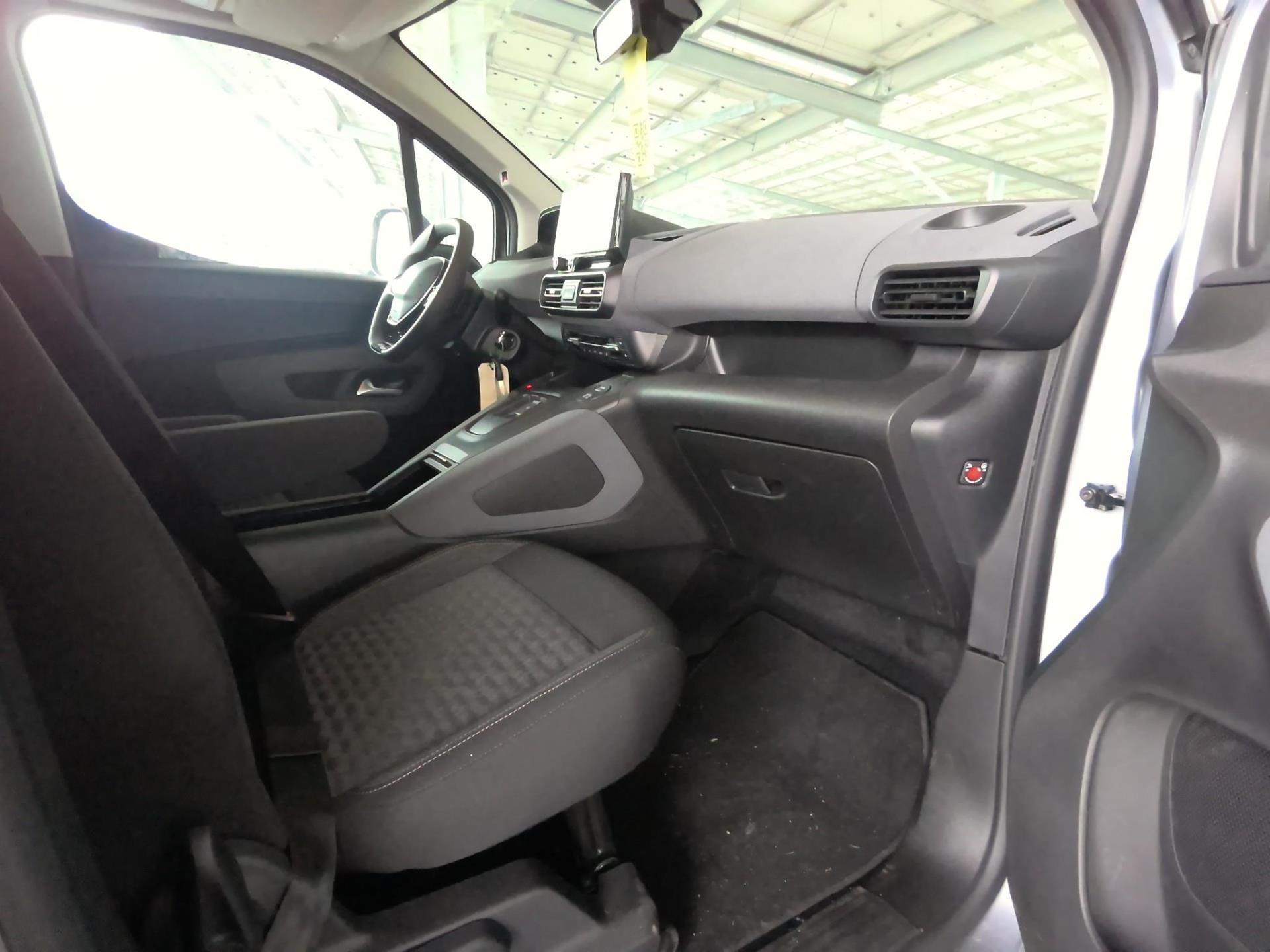 Peugeot e-Rifter M e136ch Batterie 54kWh 5pl GT 2025