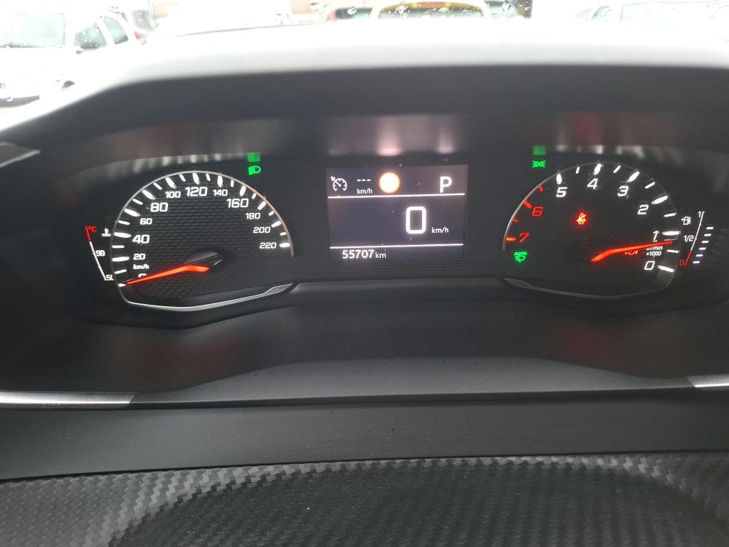 Peugeot 2008 BlueHDi 130 S&S EAT8 Allure 2022