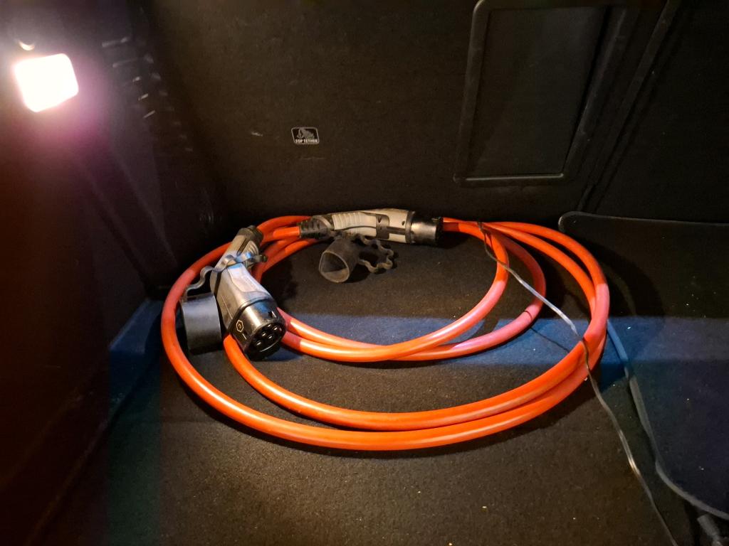 Peugeot 3008 Hybrid 225 e-EAT8 Allure 2022