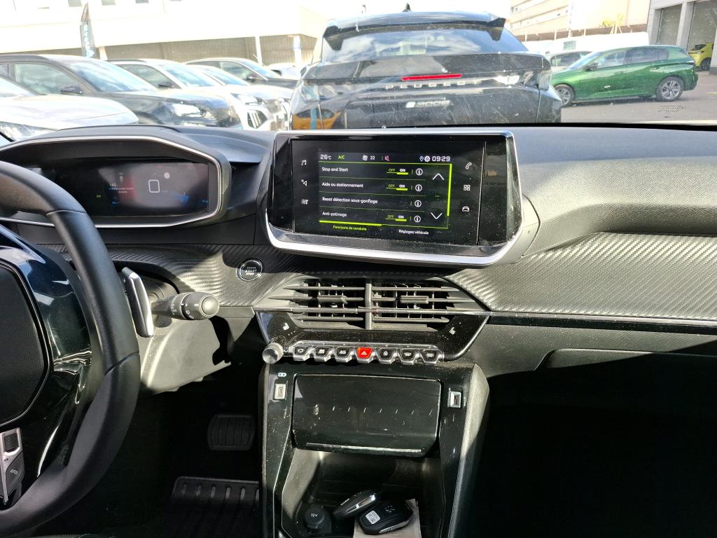 Peugeot 2008 BlueHDi 130 S&S EAT8 Allure Pack 2022