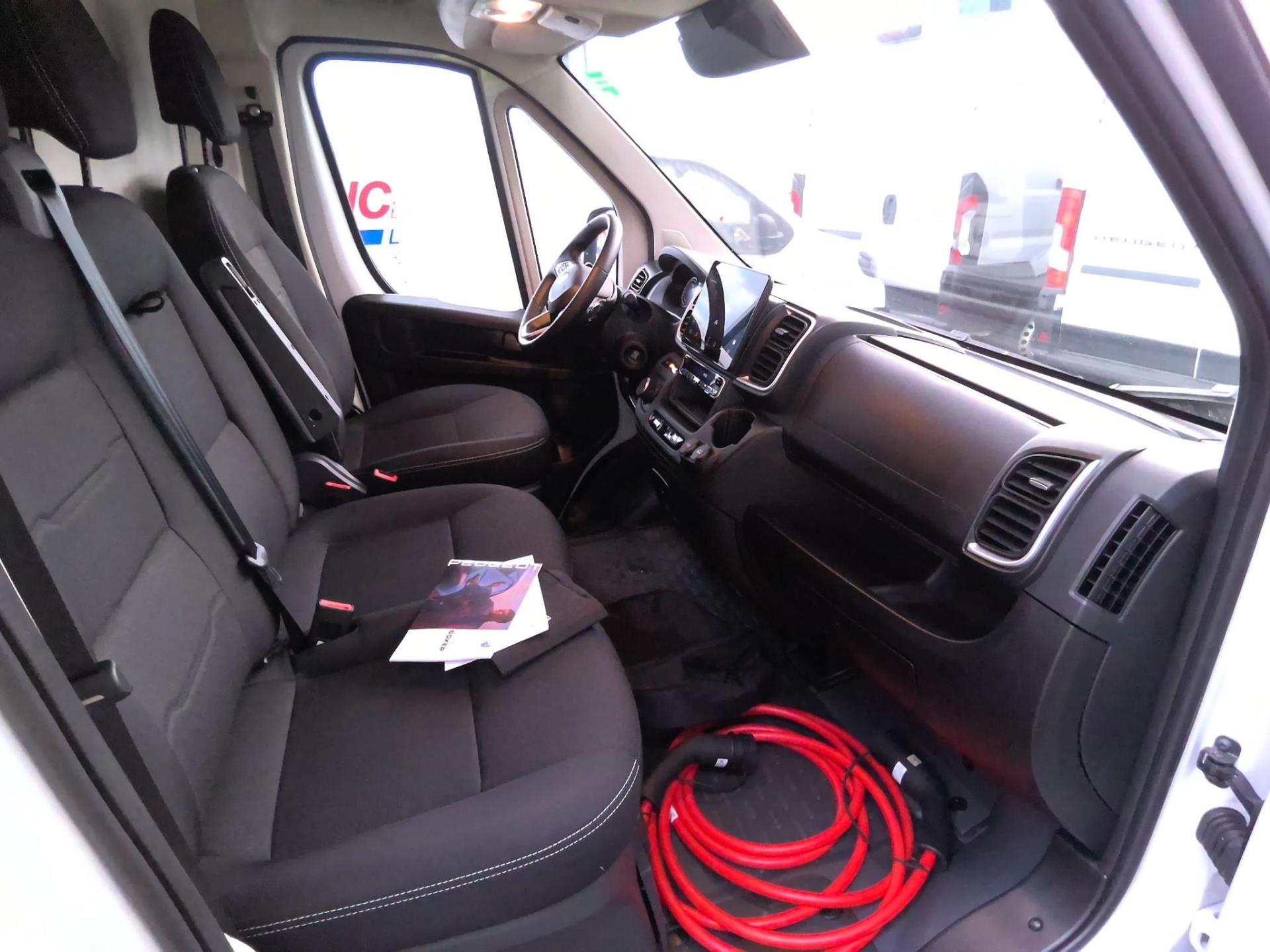 Peugeot E-BOXER FGN 4.25 T L3H2 MAXI HD 270CH BAT 110 KWH  2024