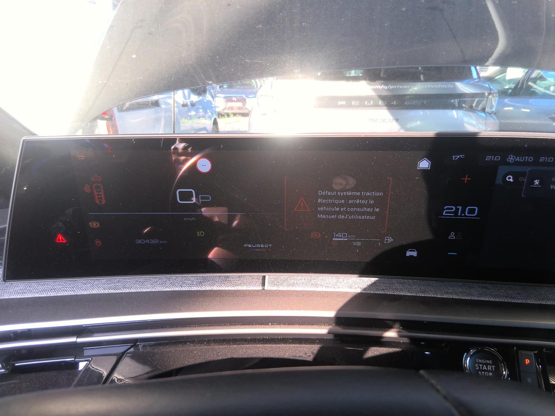Peugeot 3008 Hybrid 136 e-DCS6 Allure 2024