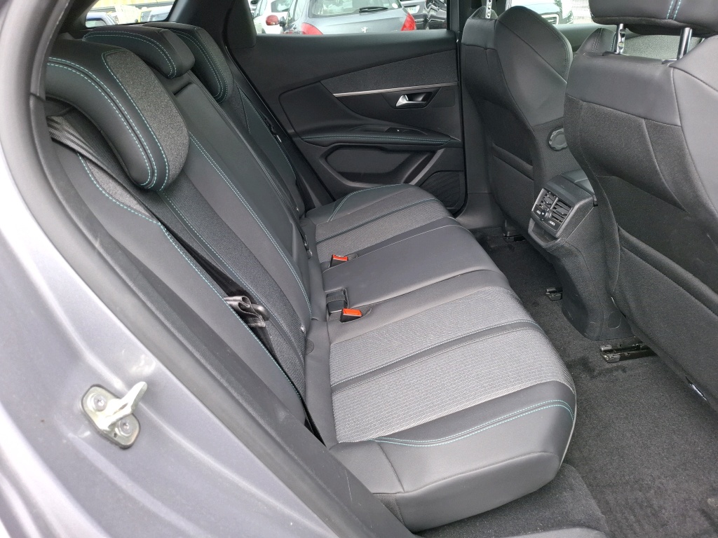 Peugeot 3008 PureTech 130ch S&S EAT8 Allure Pack 2023
