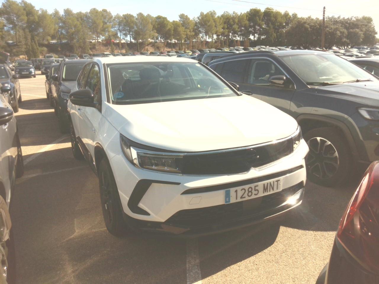 Opel Grandland PHEV Grandland GS 1.6T Plug-in Hybrid AT8 S/S 4X2 225 CV (165kW)