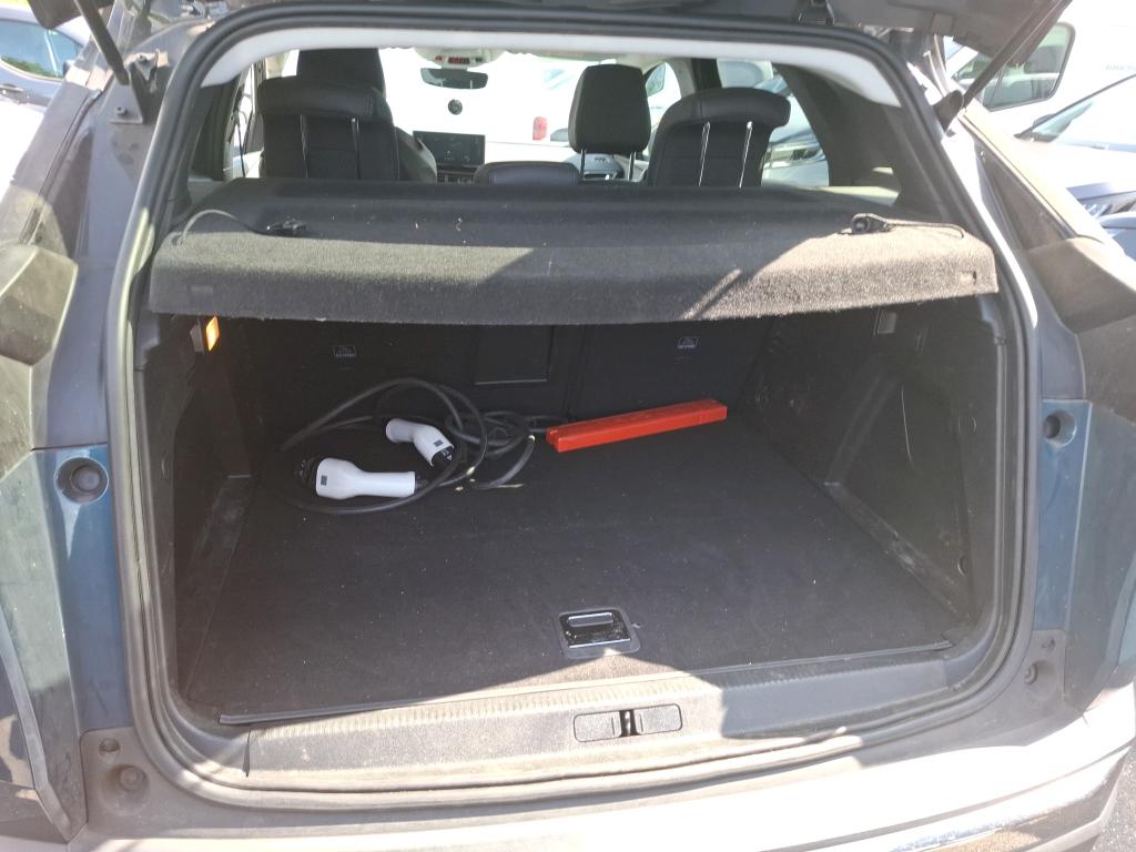 Peugeot 3008 Hybrid 225 e-EAT8 Roadtrip 2021