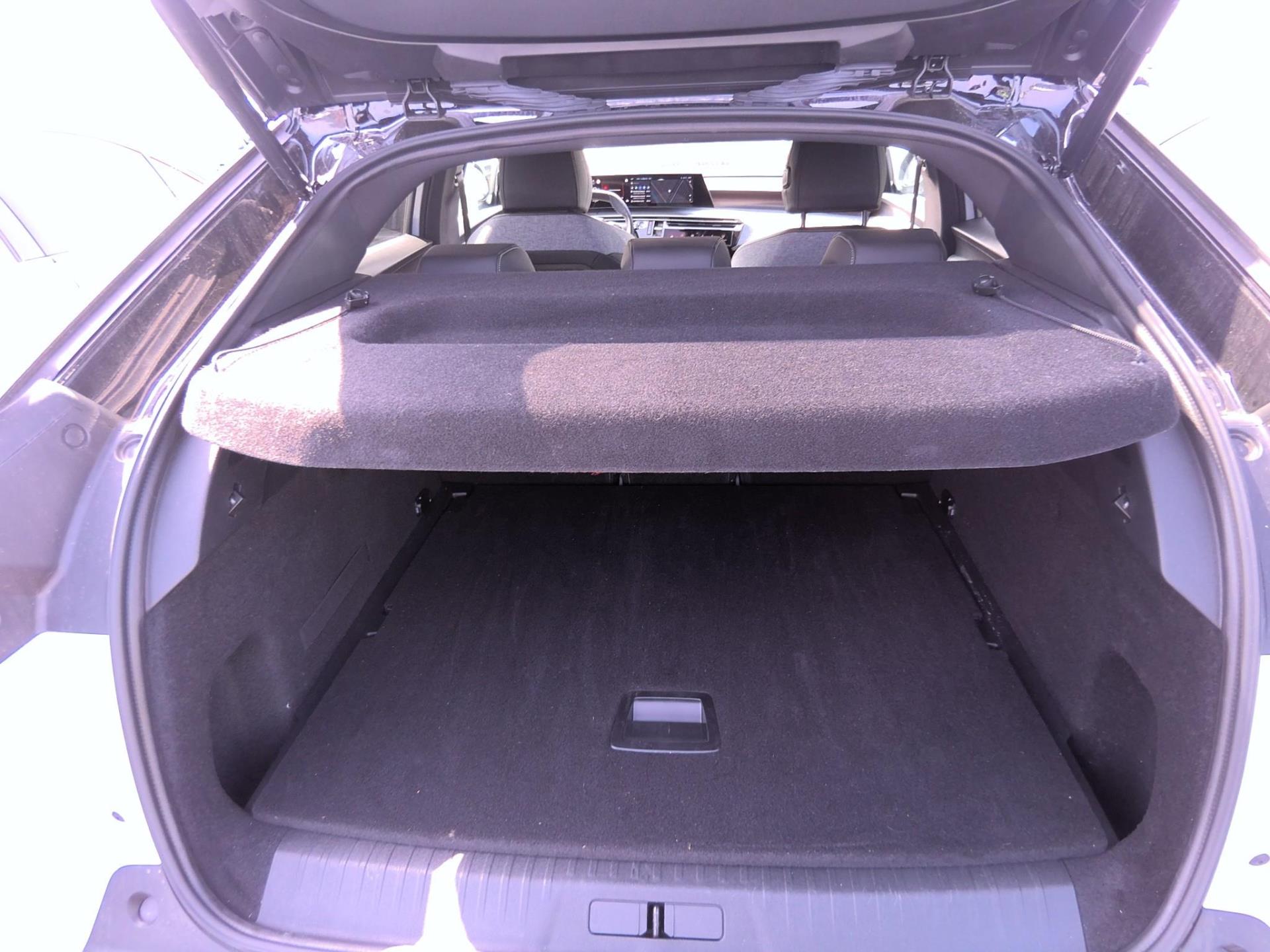 Peugeot 3008 Hybrid 136 e-DCS6 GT 2025