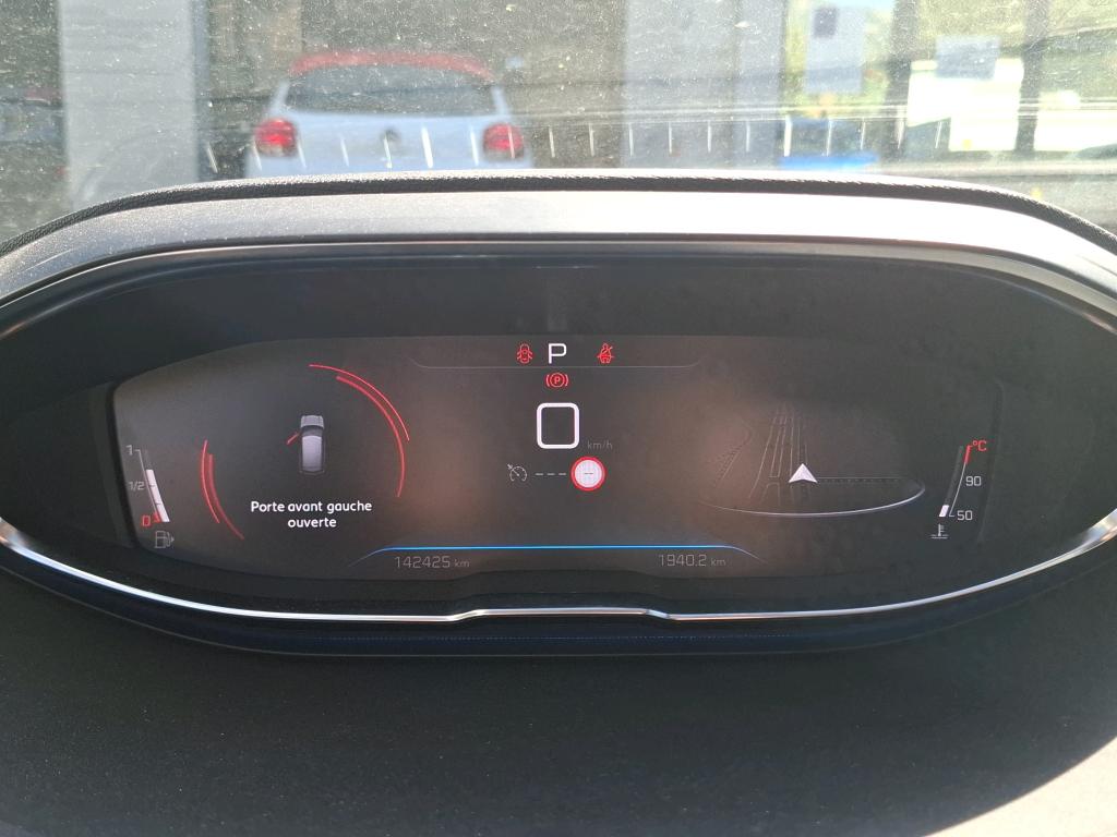 Peugeot 3008 BlueHDi 130ch S&S EAT8 Active Business 2021