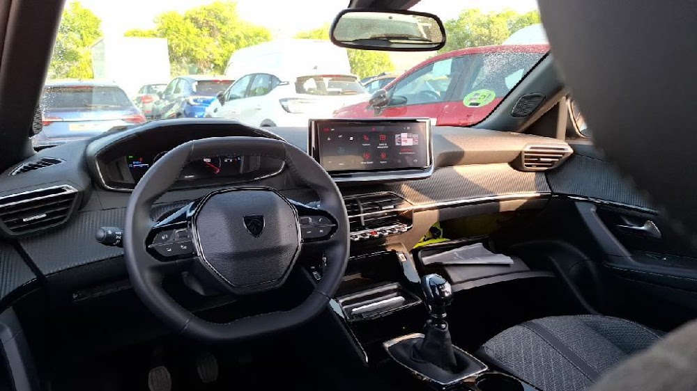 Foto Peugeot 2008 17