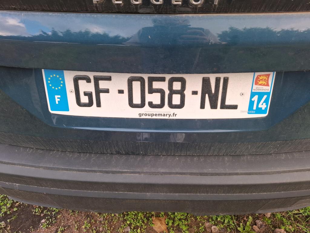 Peugeot 3008 BlueHDi 130ch S&S EAT8 Active Pack 2022