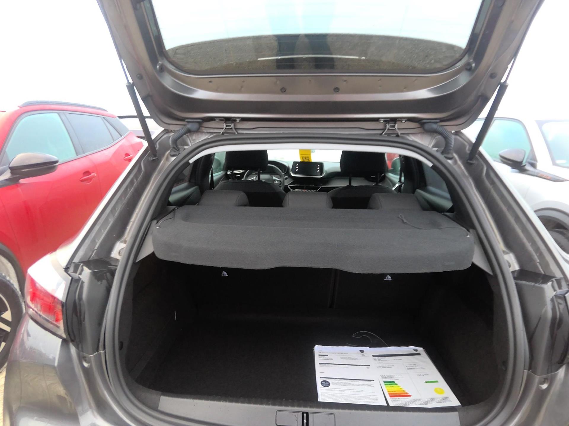 Peugeot 208 PureTech 100 S&S BVM6 Style 2024
