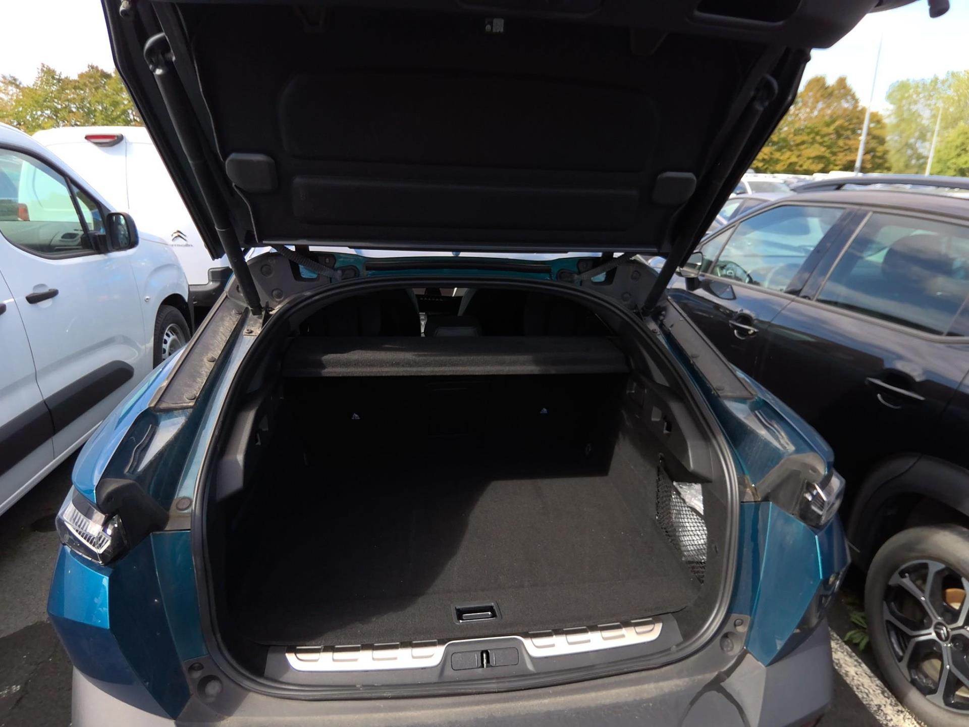 Peugeot 408 PHEV 225 e-EAT8 GT 2023