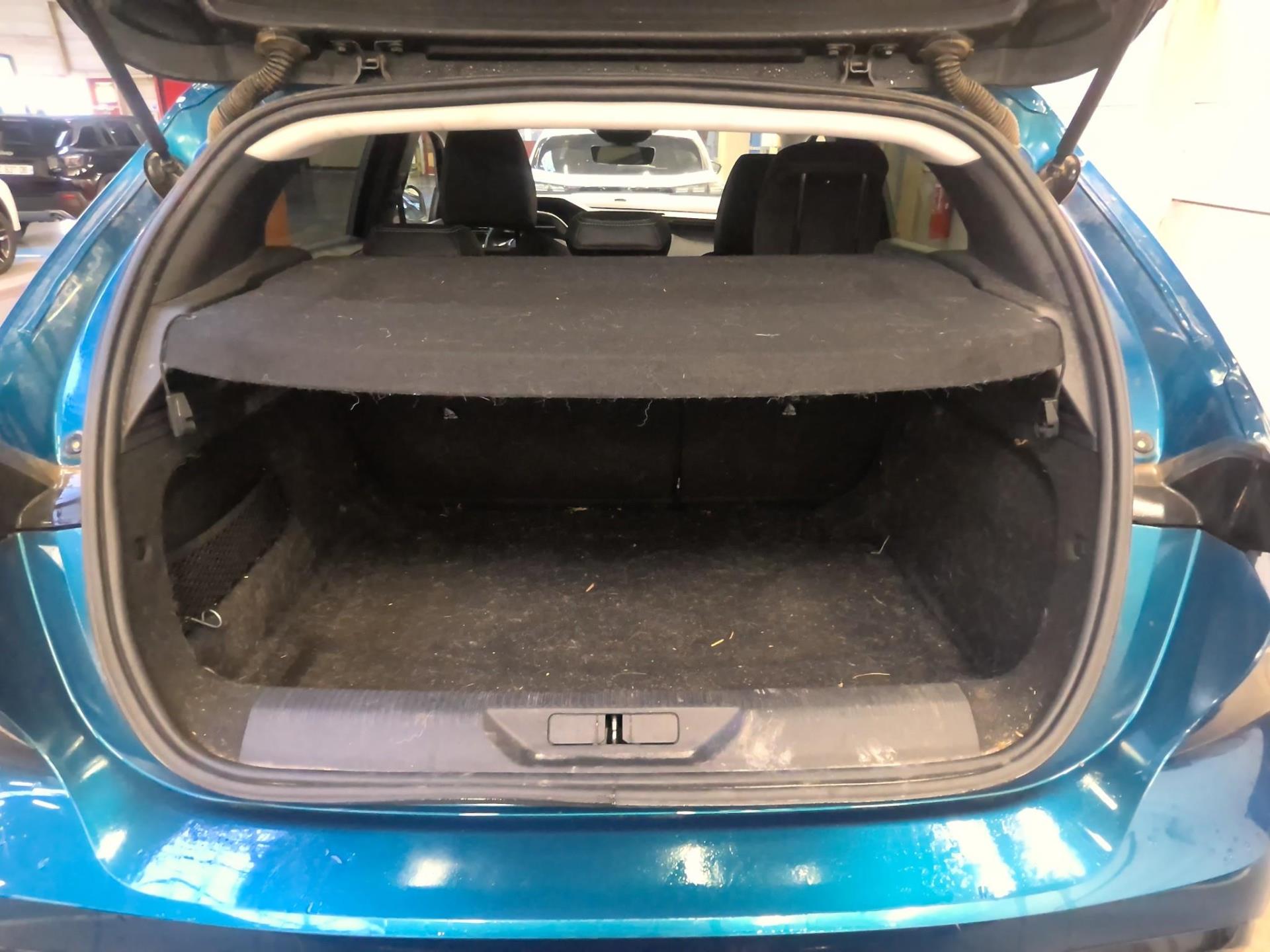 Peugeot 308 Hybrid 145 e-DCS6 Allure 2025