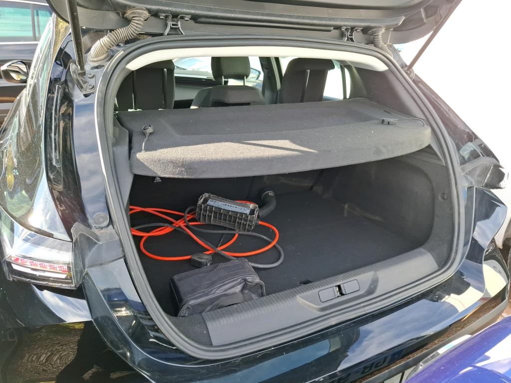 Peugeot 308 PHEV 180 e-EAT8 Active Pack 2023