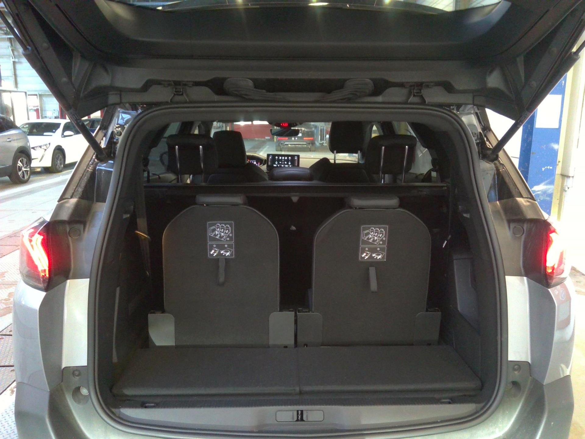 Peugeot 5008 BlueHDi 130ch S&S EAT8 GT 2022