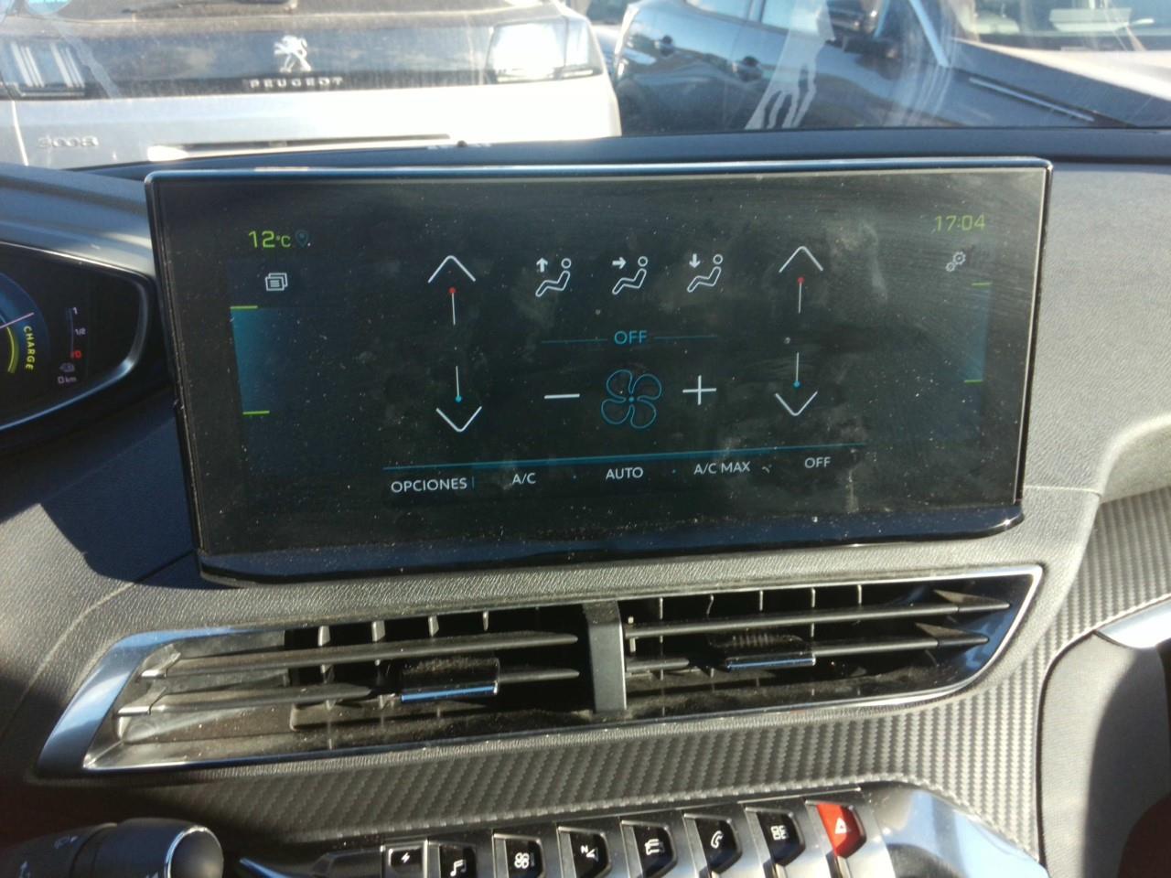 Foto Peugeot 3008 Plug-in Hybrid 9